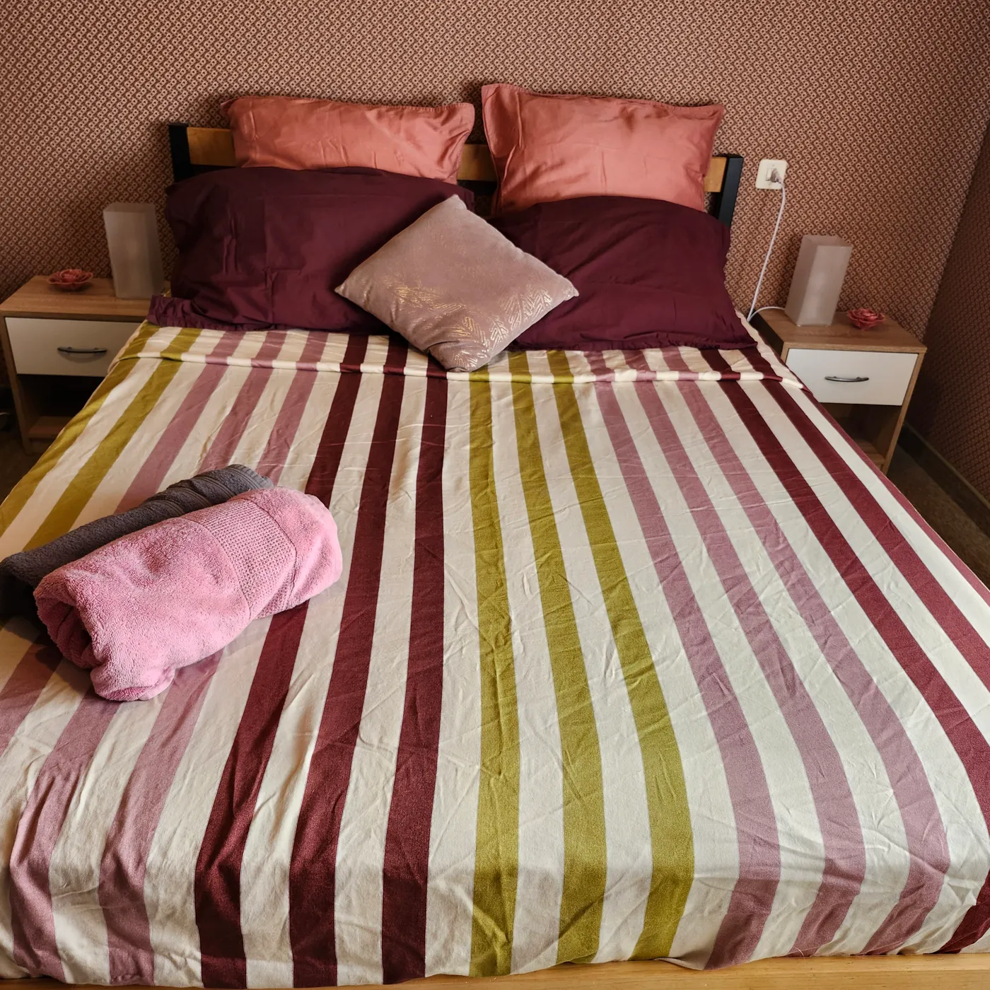 Chambre 2 la Prune du Gîte du Coteau, location de vacances aux Herbiers près du Puy du Fou