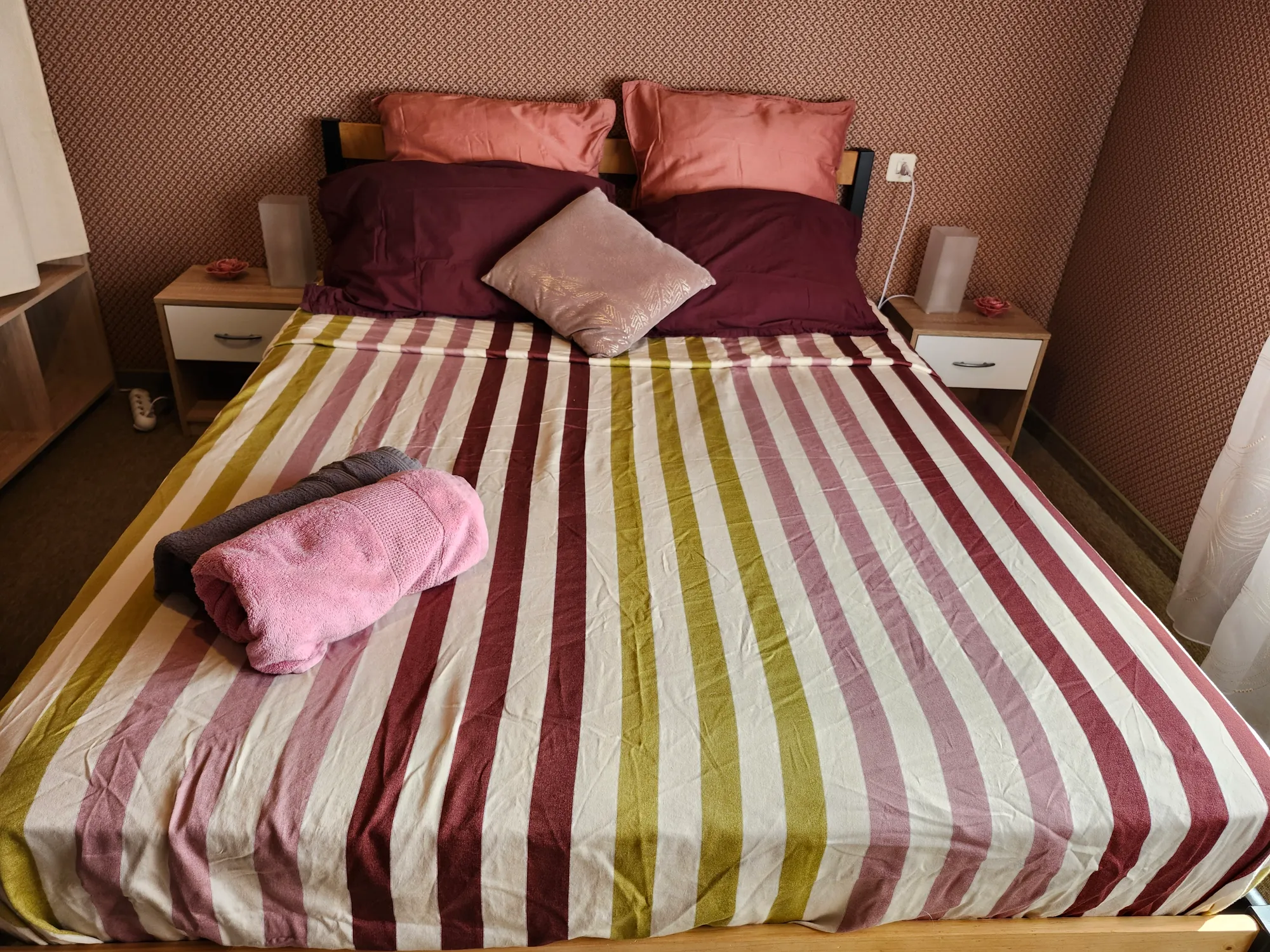 Chambre 2 la Prune du Gîte du Coteau, location de vacances aux Herbiers près du Puy du Fou
