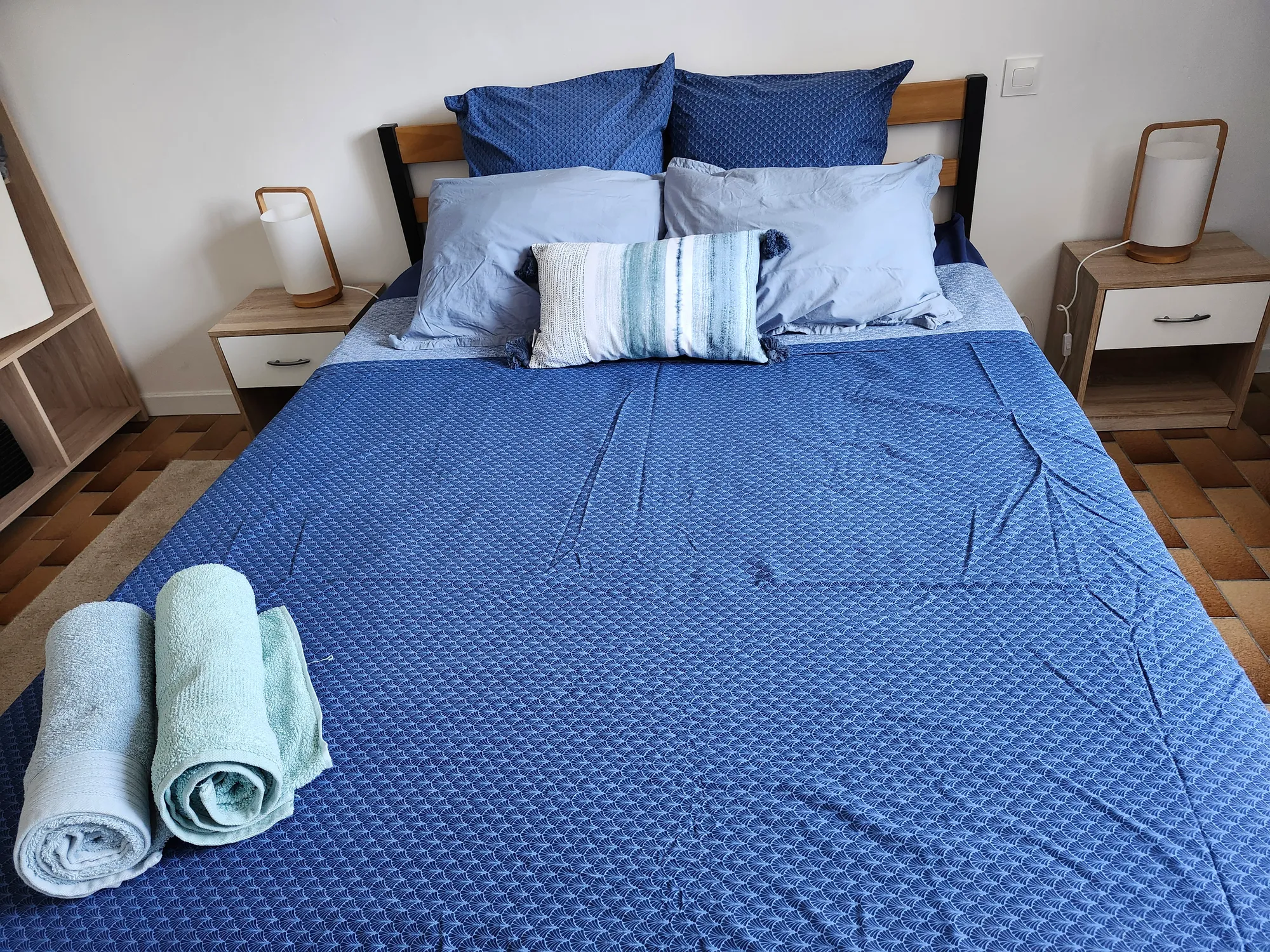 Chambre 5 l’Indigo du Gîte du Coteau, location de vacances aux Herbiers près du Puy du Fou